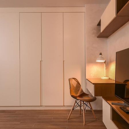 The Grunge Spot - Charming New 1-Bedroom By Flat Mаnager Sofia Bagian luar foto
