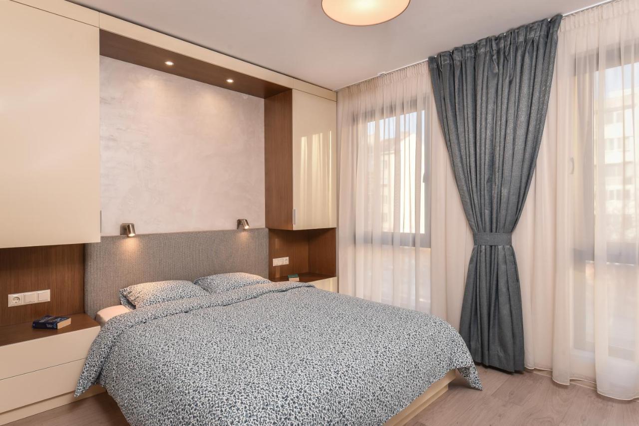 The Grunge Spot - Charming New 1-Bedroom By Flat Mаnager Sofia Bagian luar foto